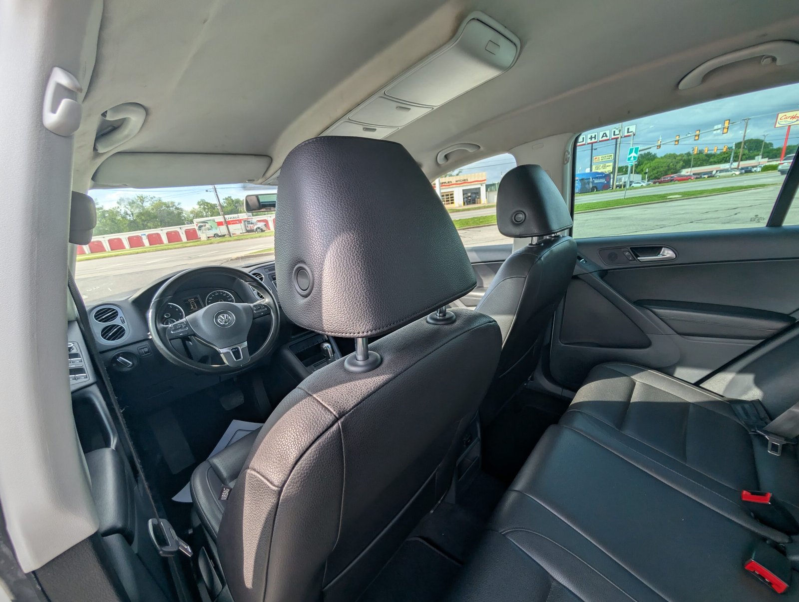 
								Volkswagen Tiguan 2013 full									