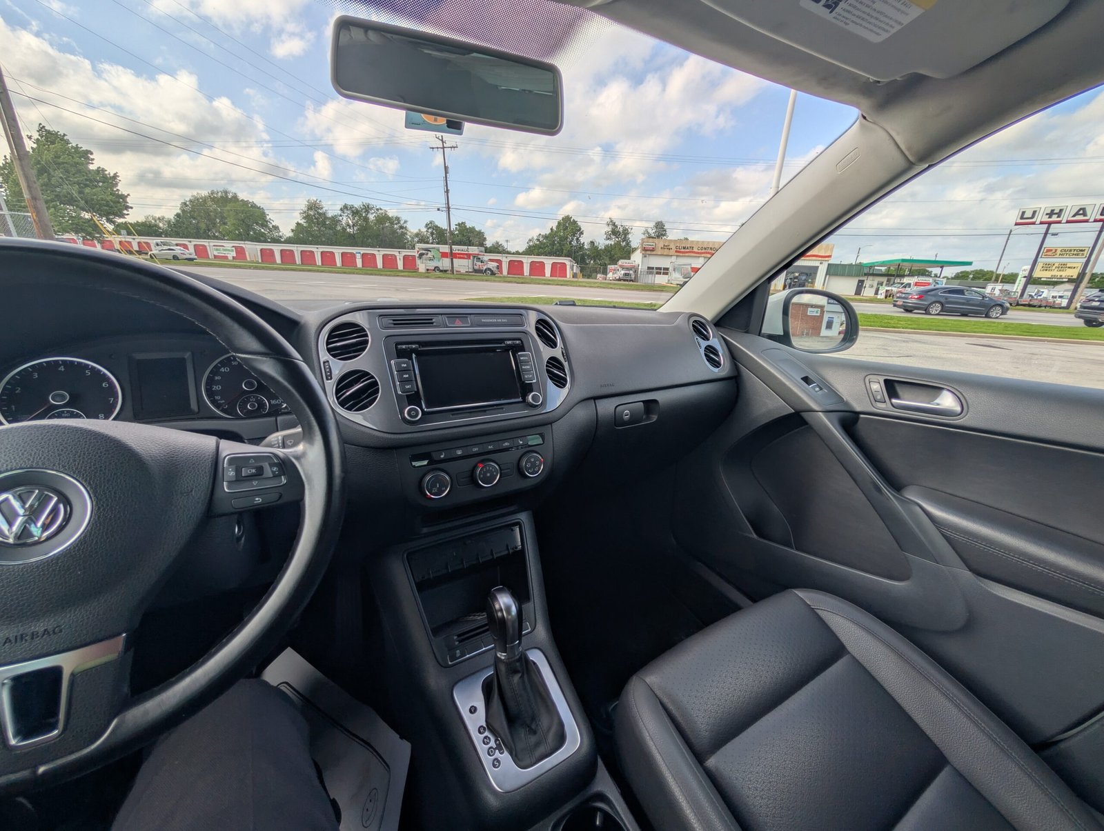 
								Volkswagen Tiguan 2013 full									