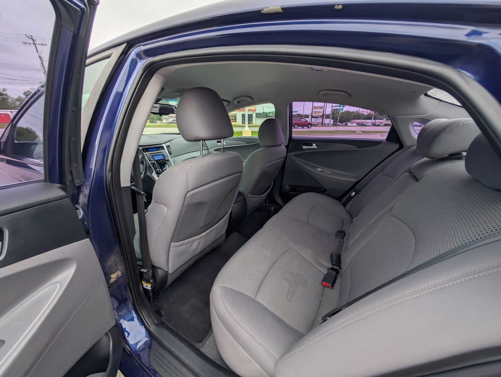 
								Hyundai Sonata 2012 full									