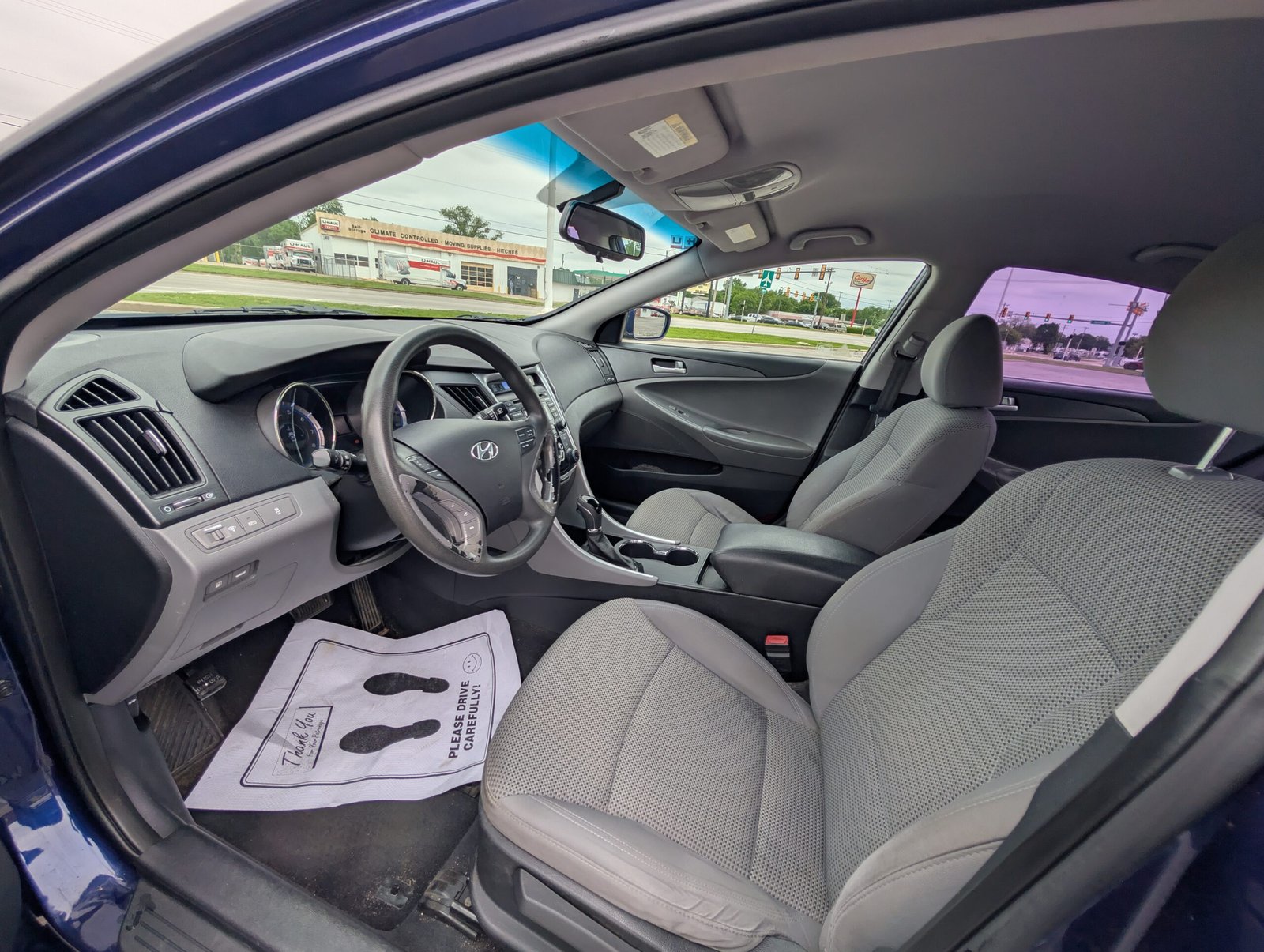 
								Hyundai Sonata 2012 full									