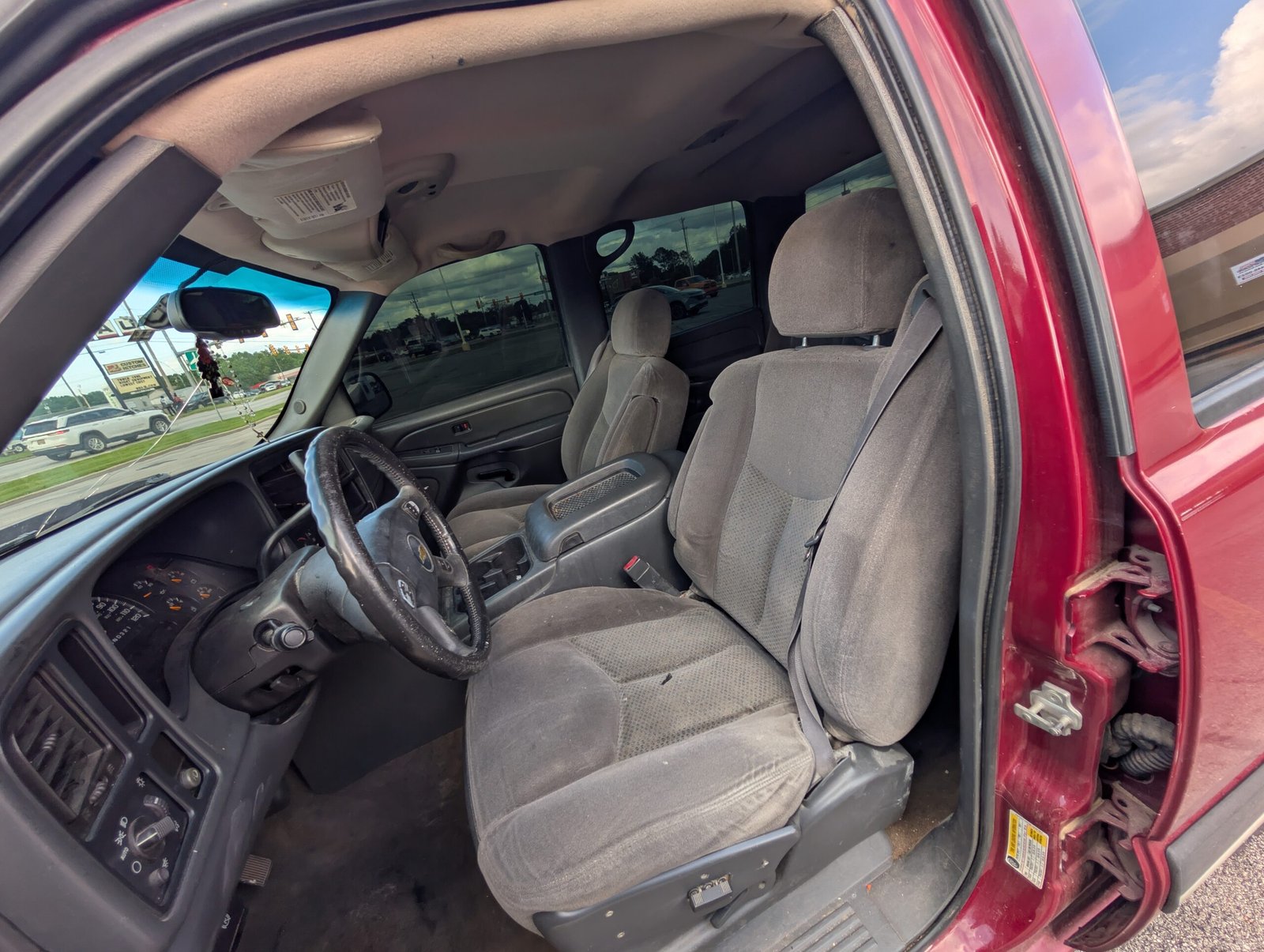 
								Chevrolet Silverado 2006 full									