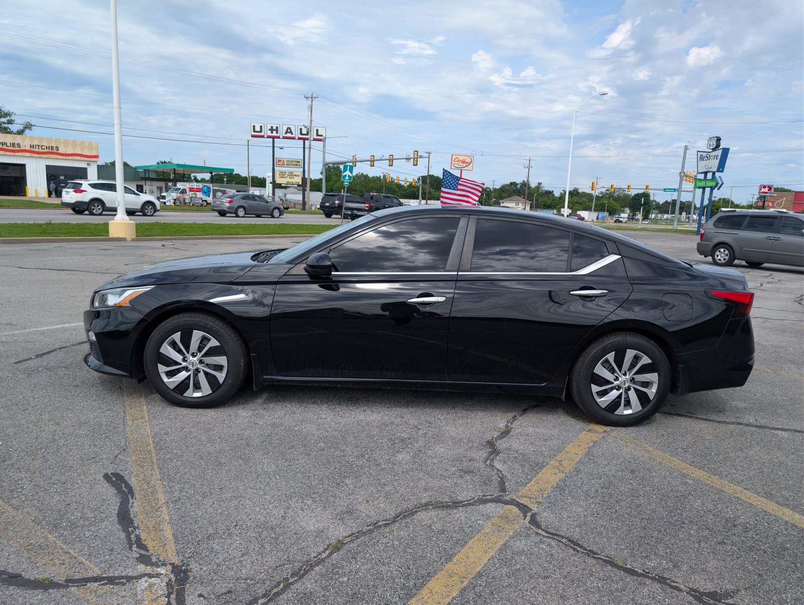 
								Nissan Altima 2019 full									