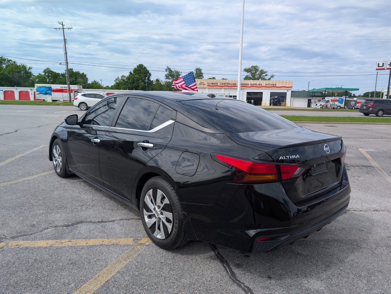 
								Nissan Altima 2019 full									