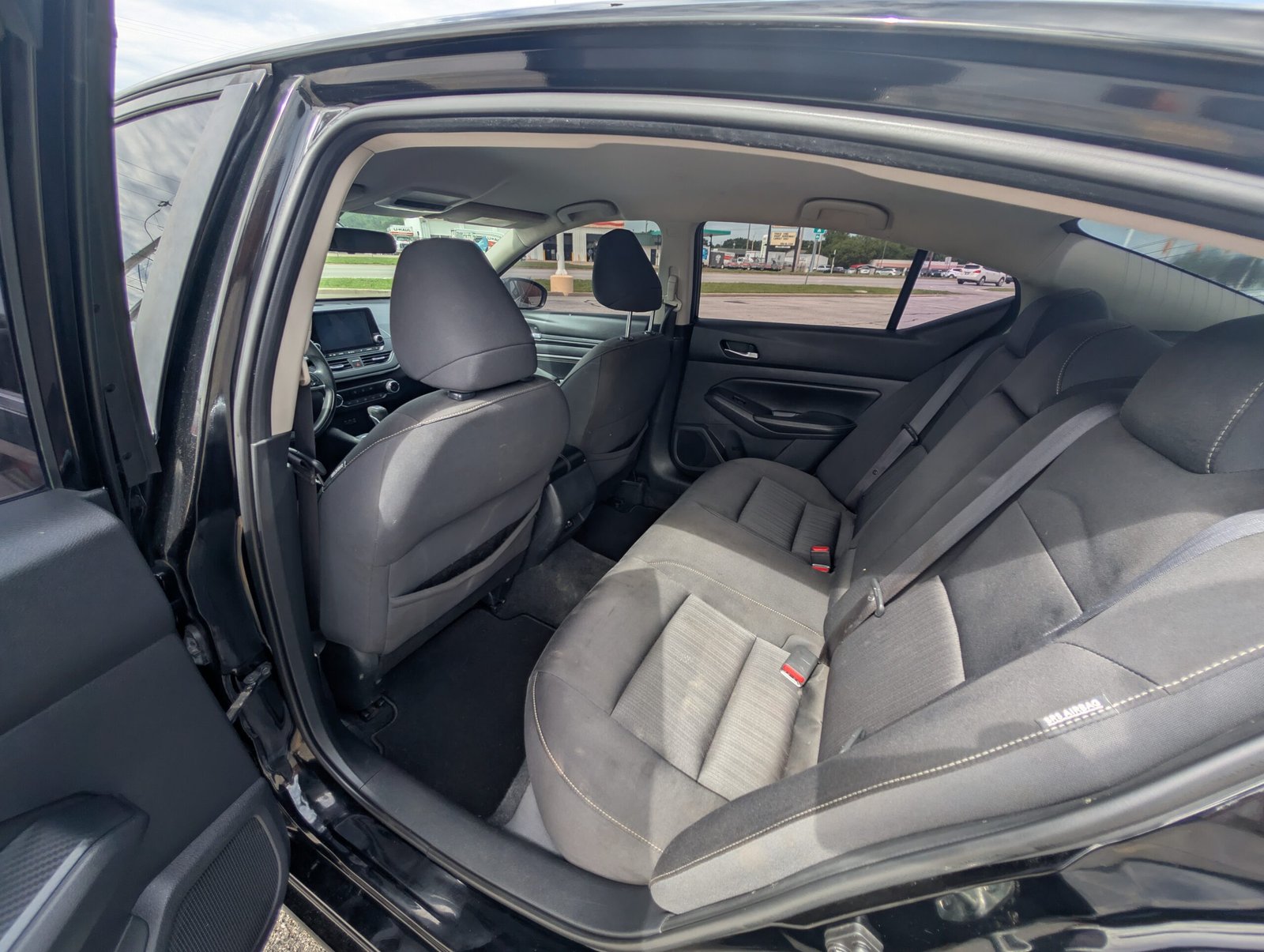 
								Nissan Altima 2019 full									