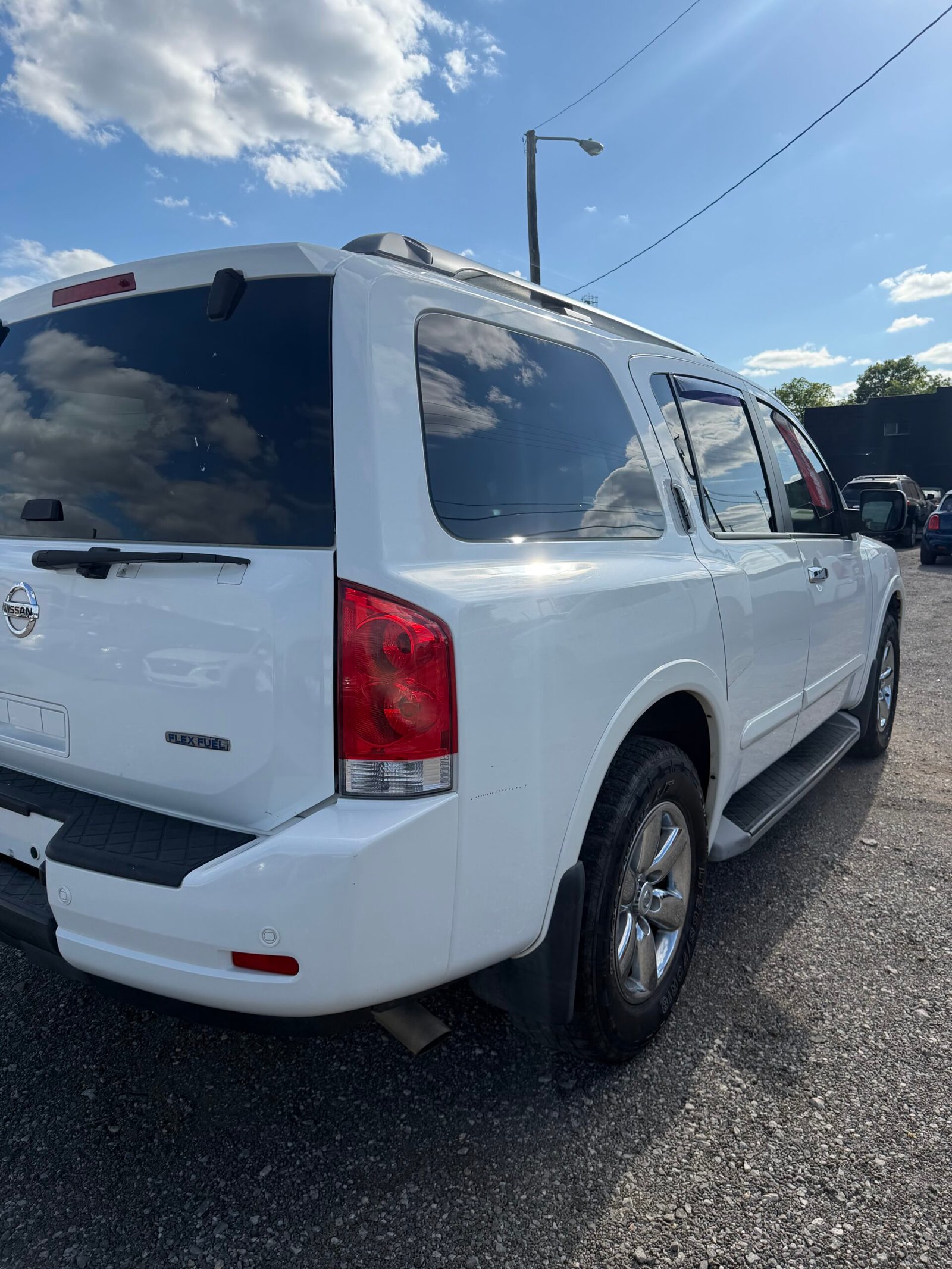 
								Nissan Armada 2012 full									