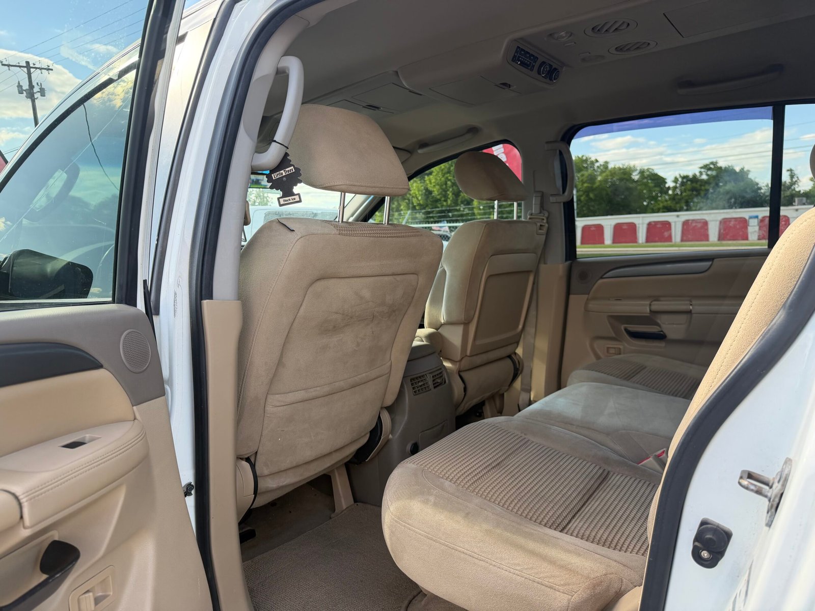 
								Nissan Armada 2012 full									