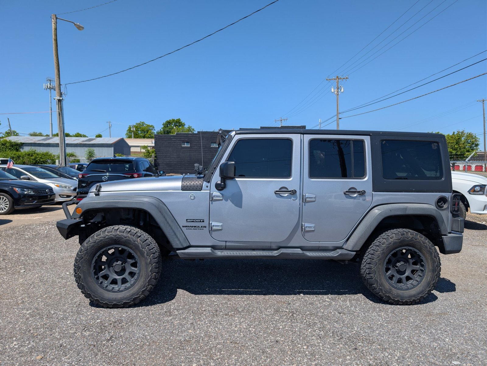
								Jeep Wrangler 2017 full									