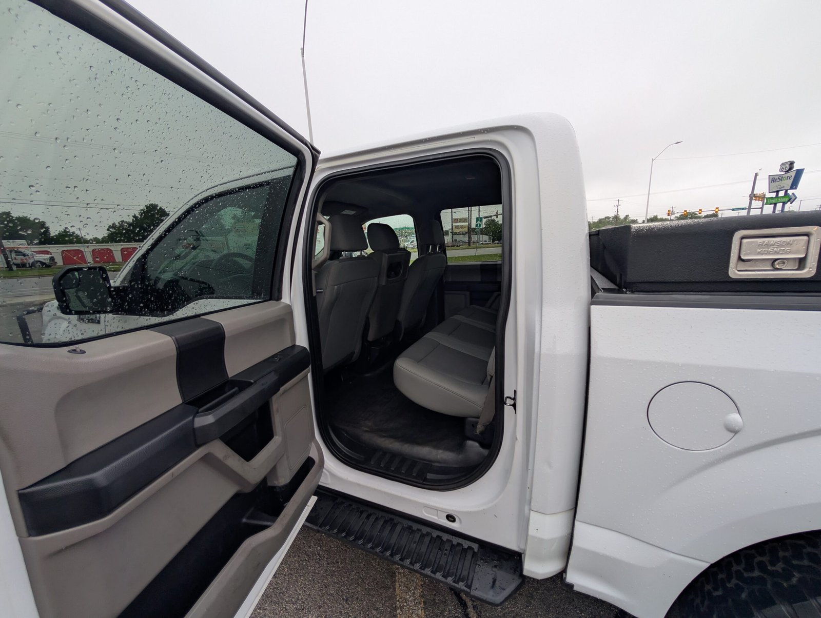 
								Ford F150 2019 full									