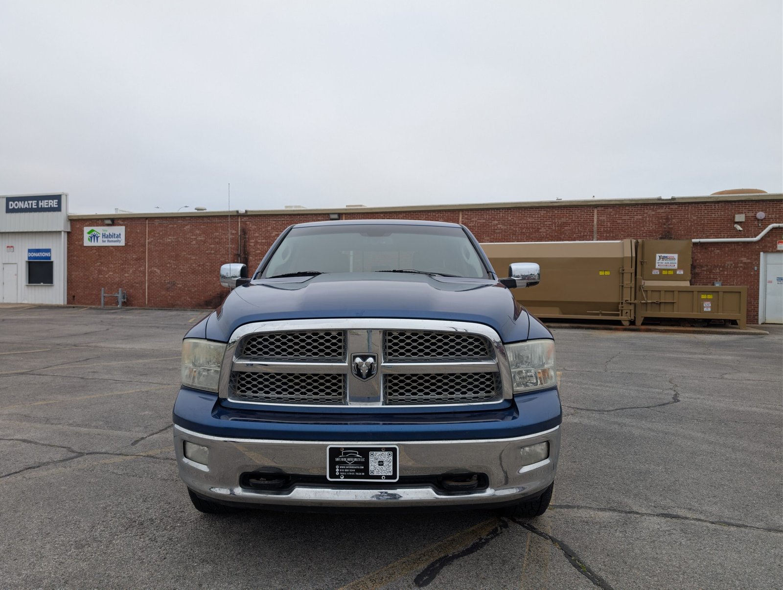 
								Ram 1500 V8 Hemi 2011 full									