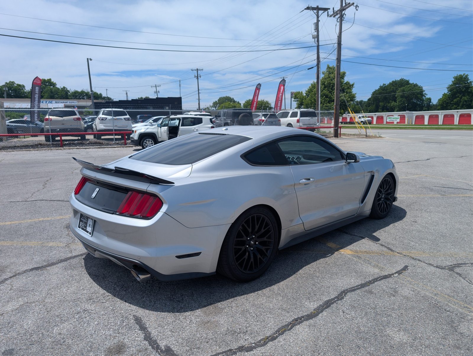 
								Ford Mustang GT 2016 full									