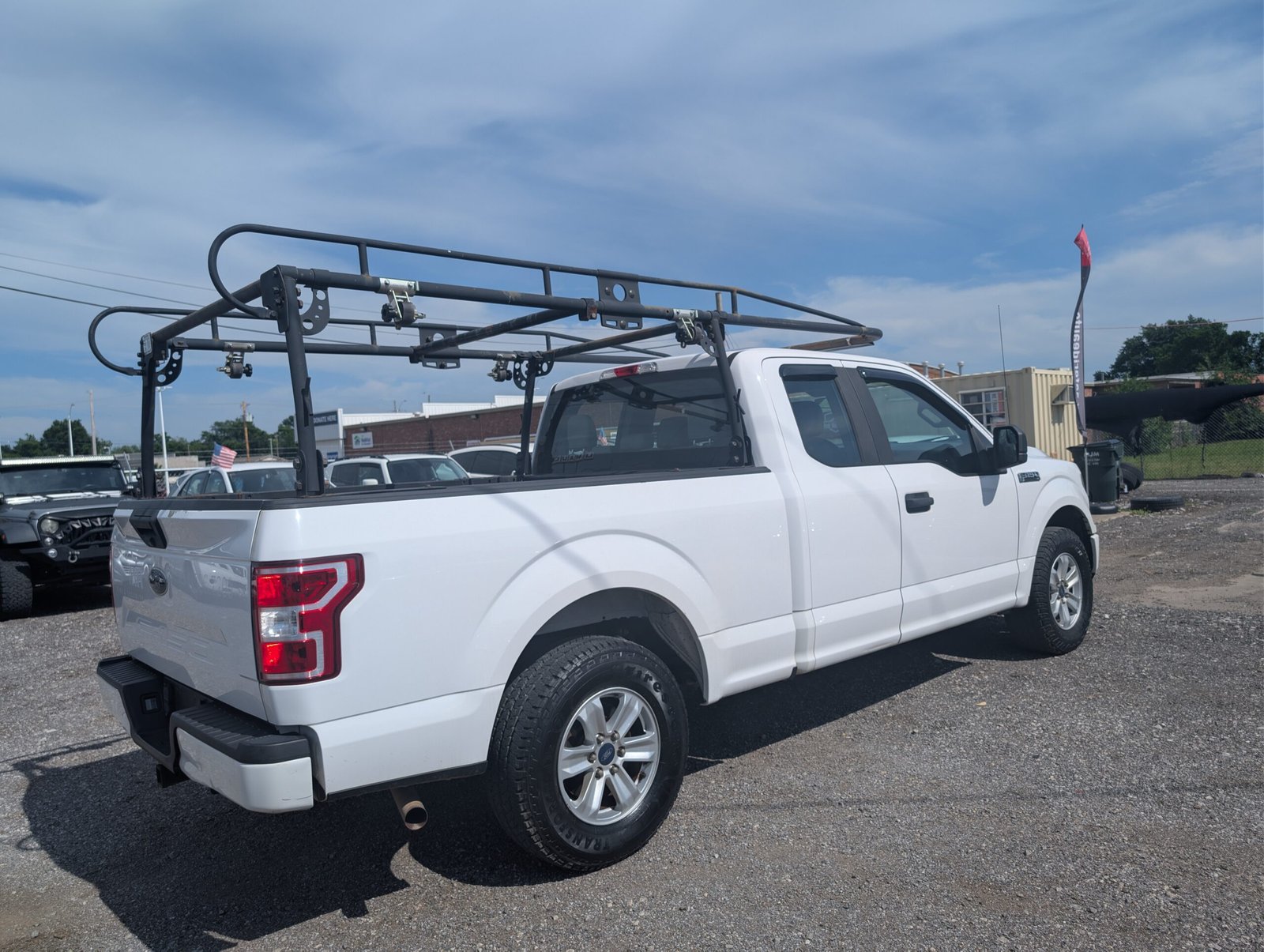 
								Ford F150 XL 3.3L V6 full									