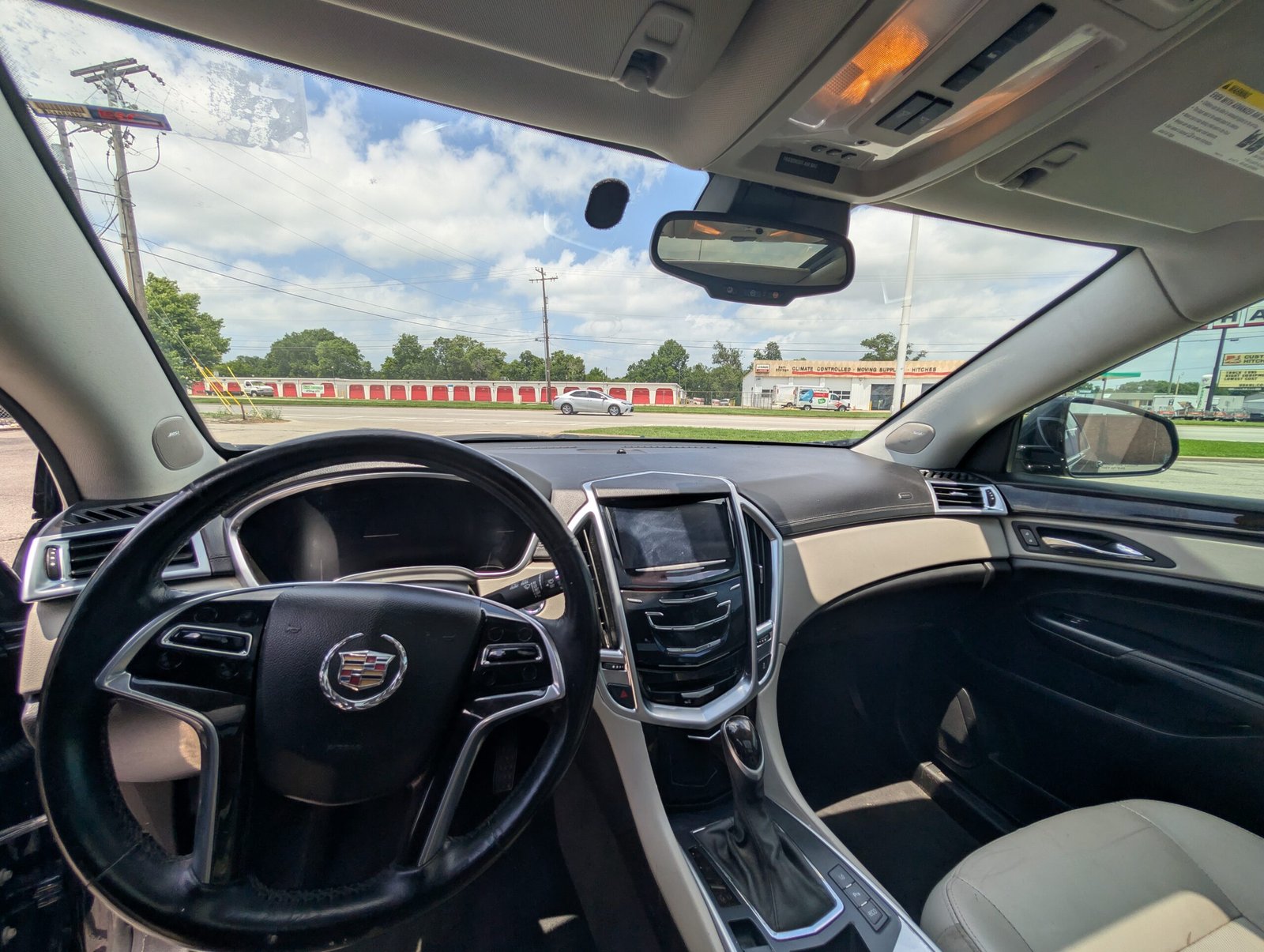 
								Cadillac SRX 2016 full									