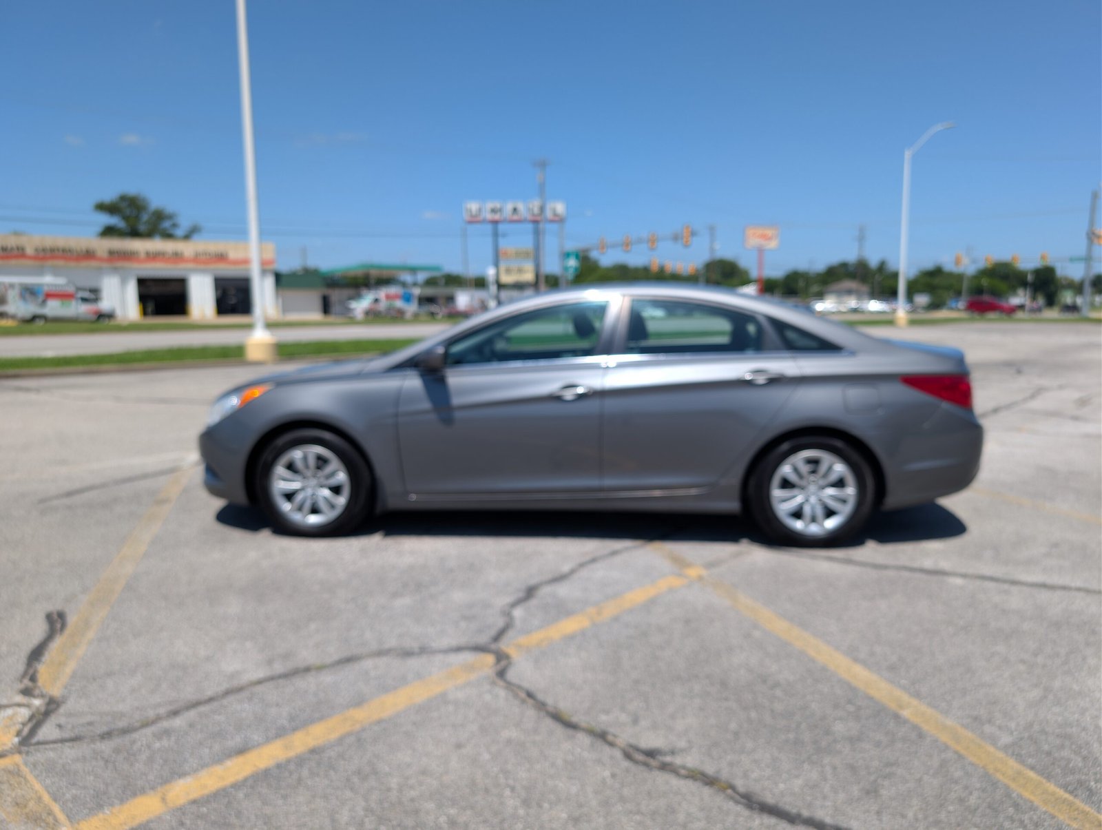 
								Hyundai Sonata 2012 full									