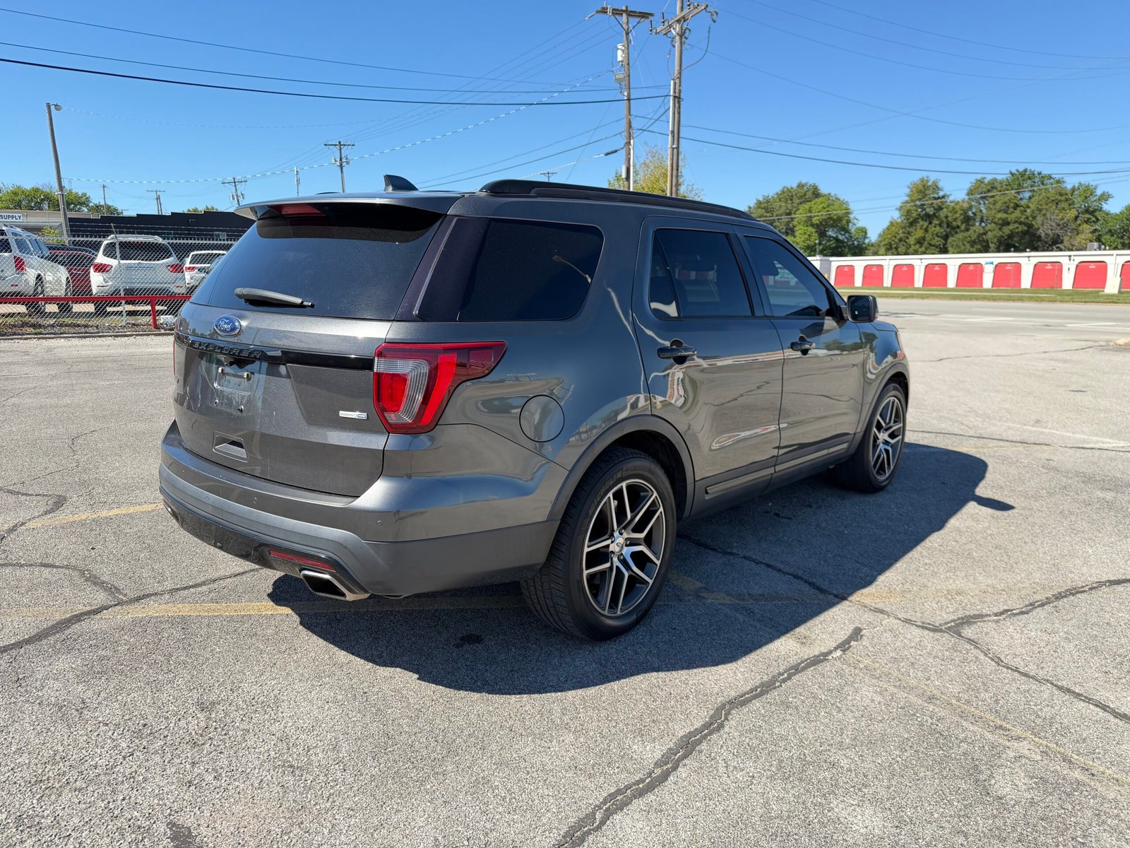 
								Ford explorer sport v6 2016 full									
