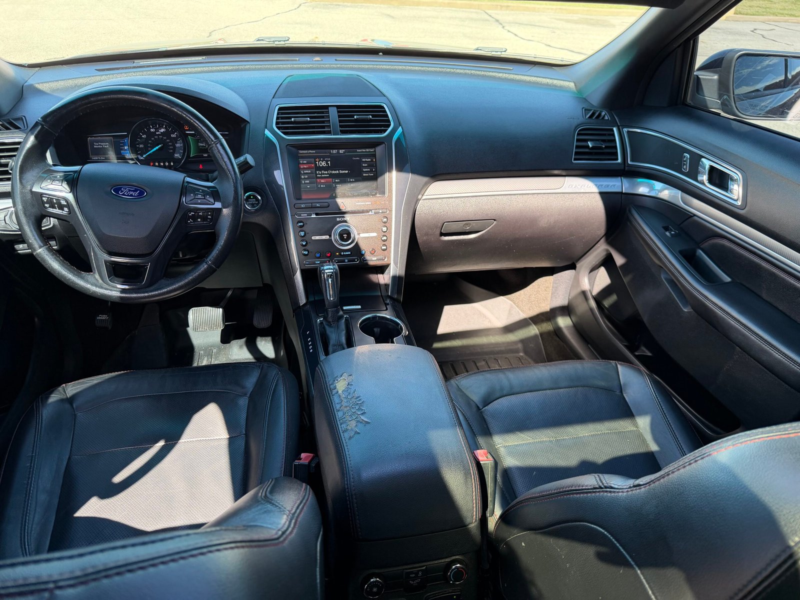 
								Ford explorer sport v6 2016 full									