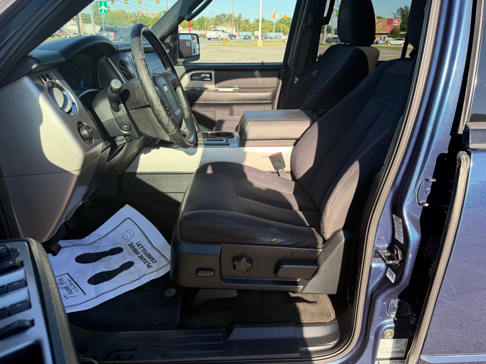 
								Ford Expedition xlt 2017 full									