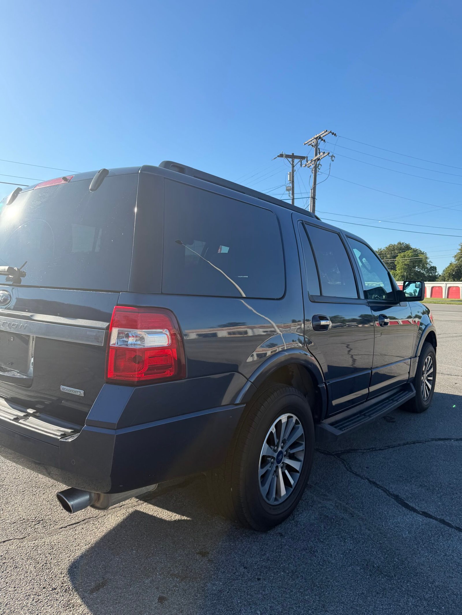 
								Ford Expedition xlt 2017 full									