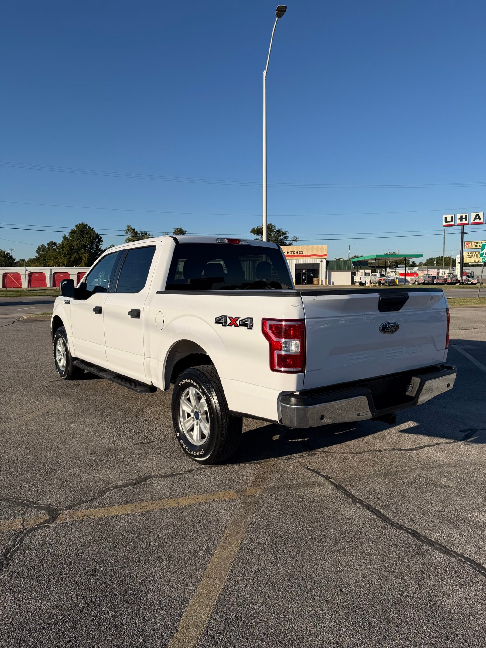 
								2019 Ford F150 XLT full									
