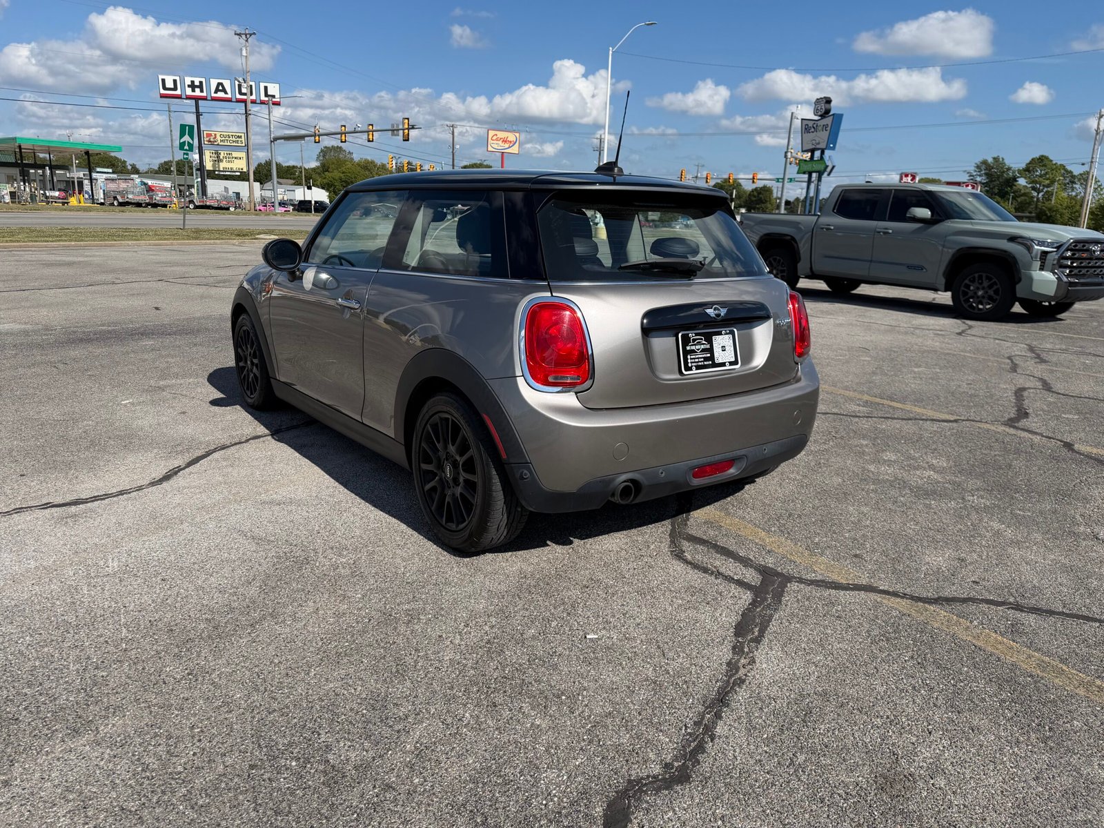 
								2018 Mini Cooper full									