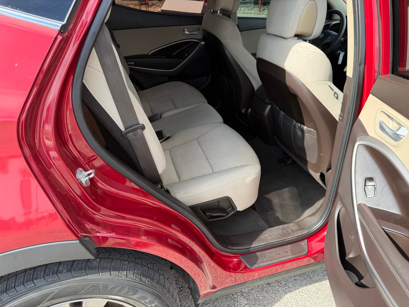 
								2016 Hyundai Santa Fe full									
