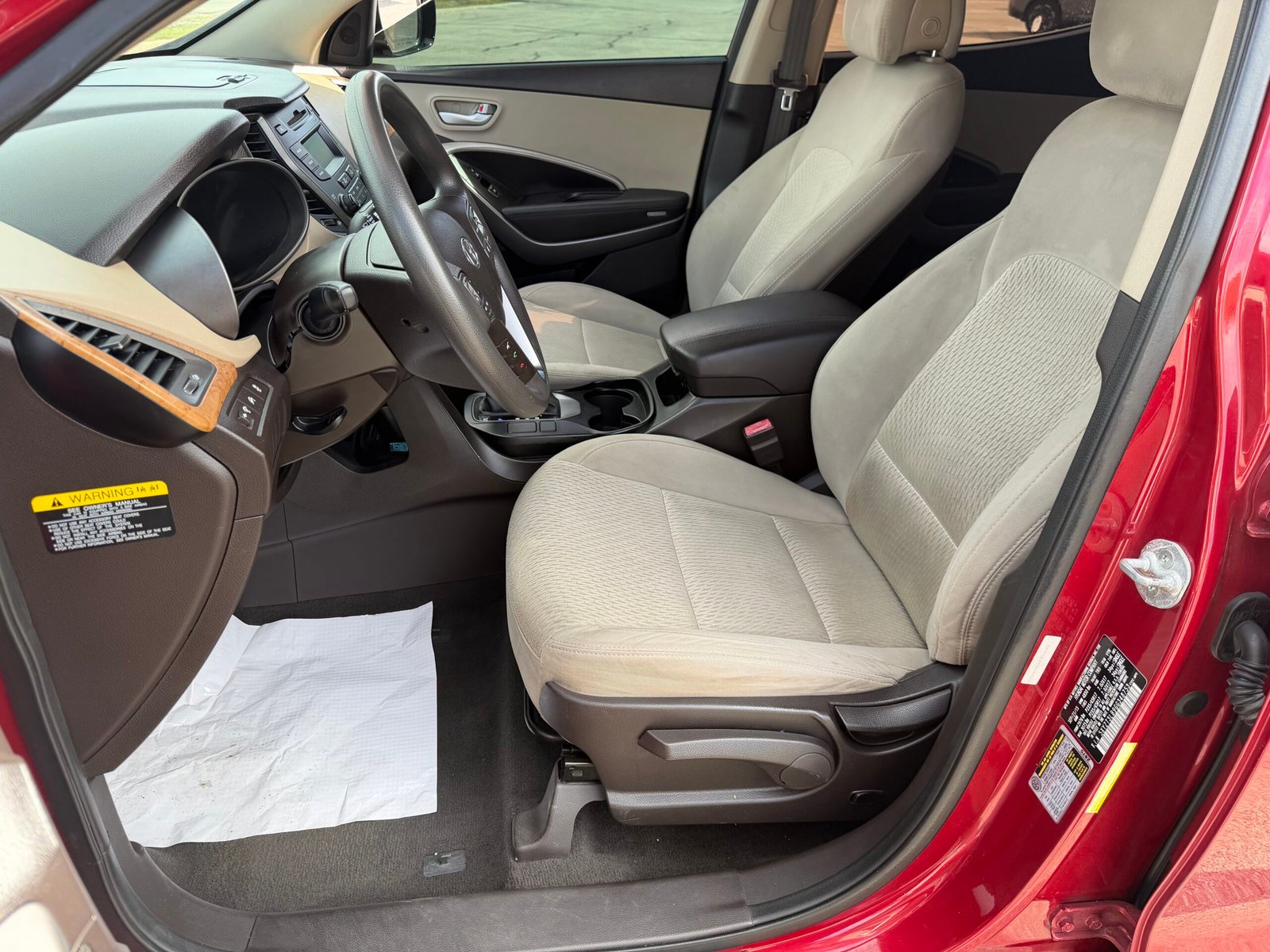 
								2016 Hyundai Santa Fe full									