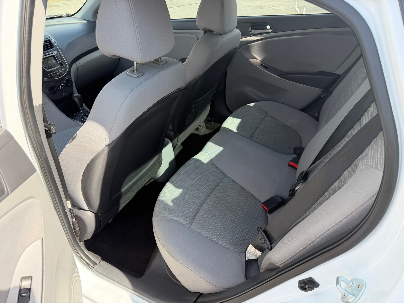 
								2017 Hyundai Accent full									