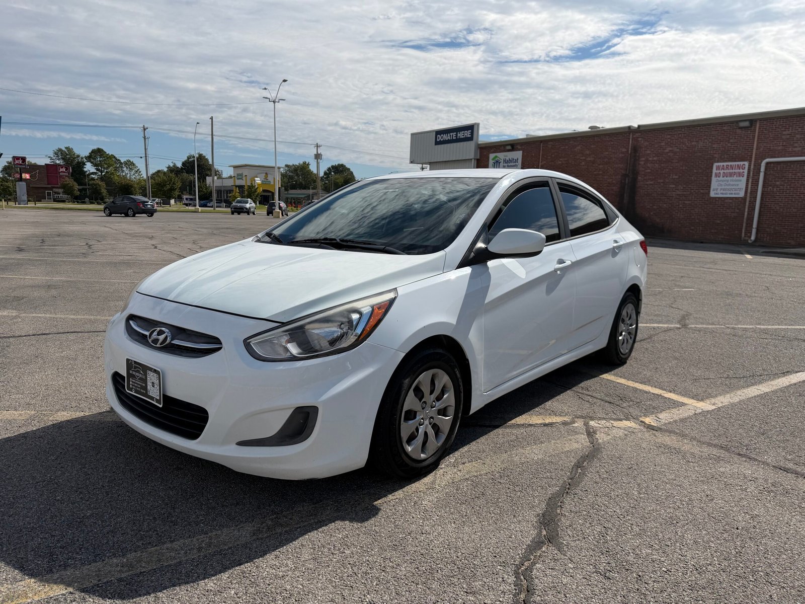 
								2017 Hyundai Accent full									